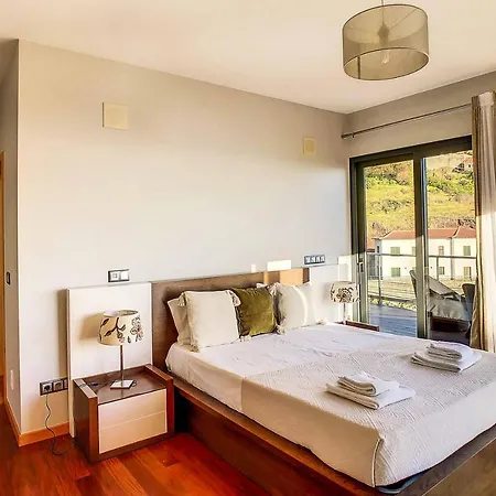 Serramar Villa Estreito Da Calheta